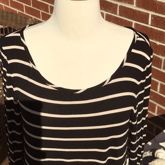 BCBG Maxazria Top - Picture 2 of 10